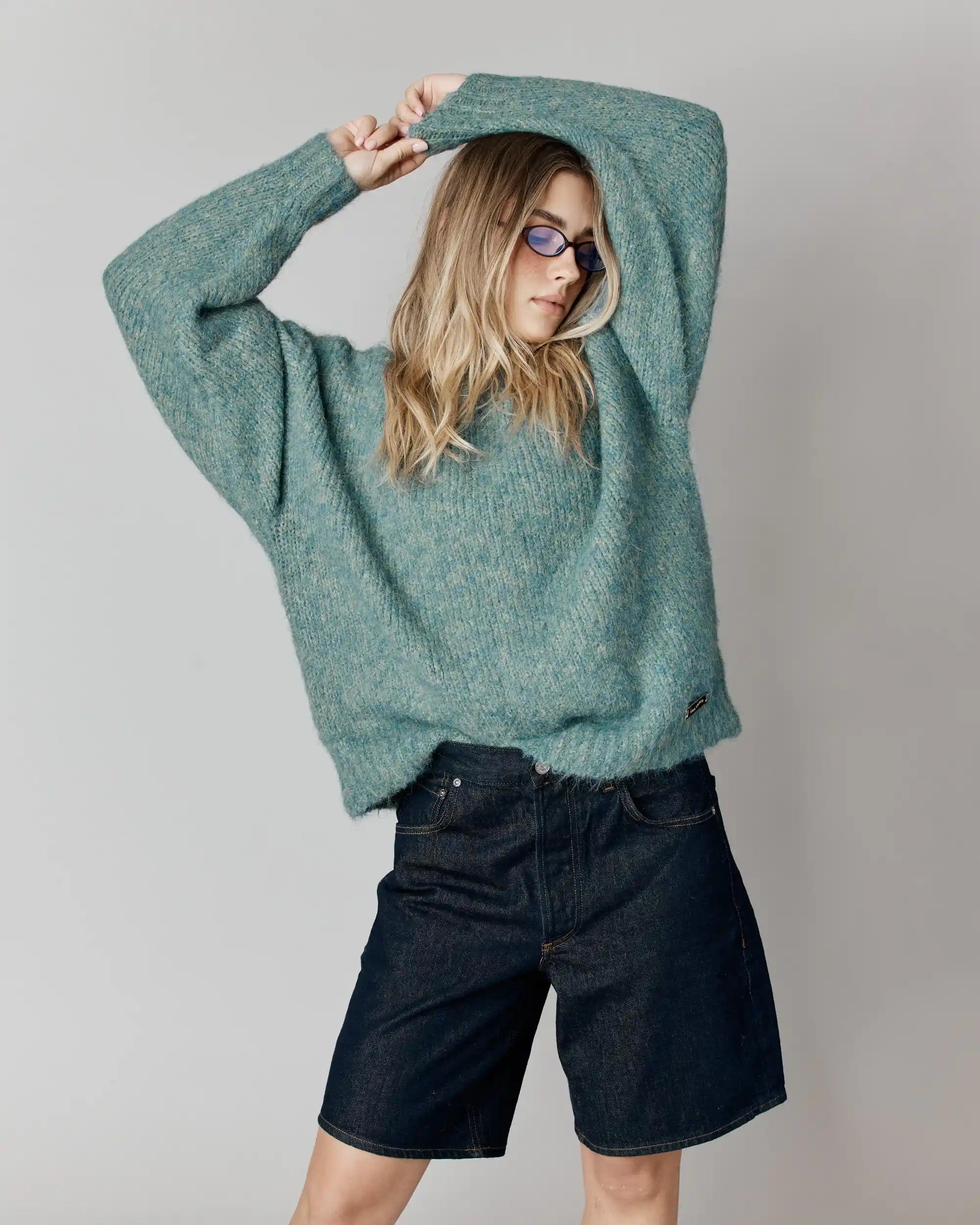 Oversized Boreal Pullover – Girl Crush Inc.