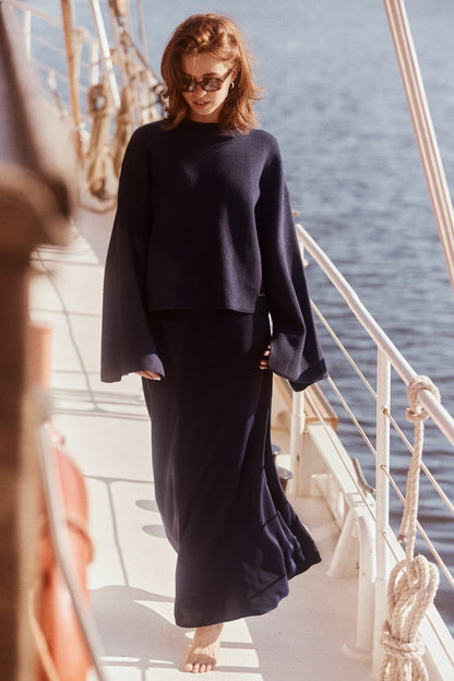 The Demure Skirt - Bleu Marin