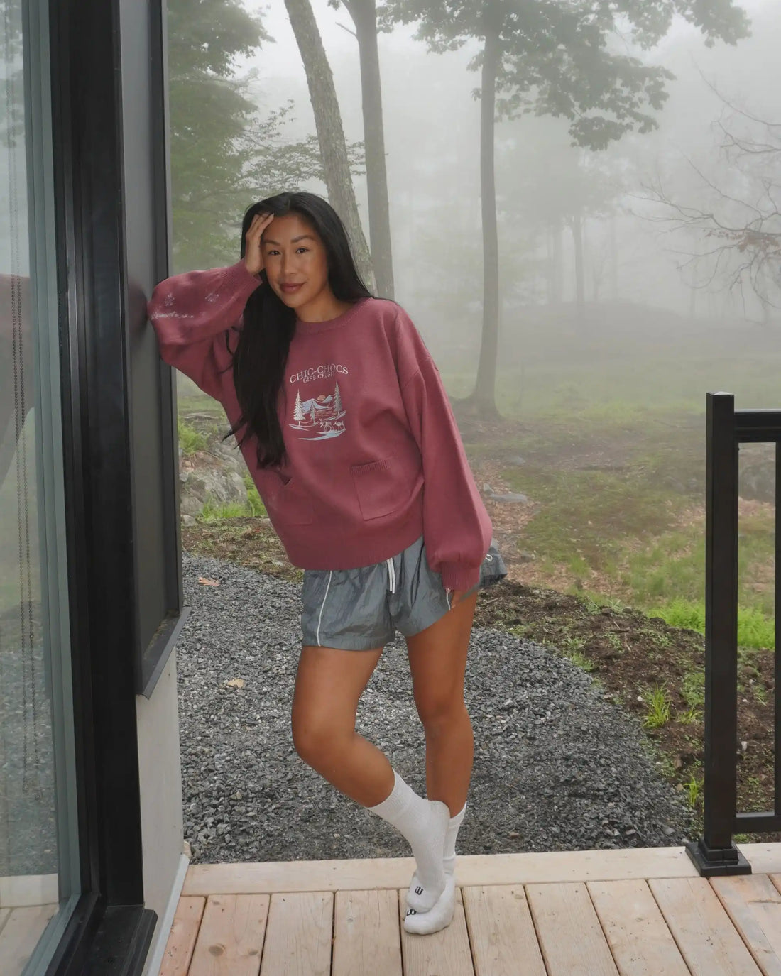 Souvenir Pullover with Pockets - End of Route 132